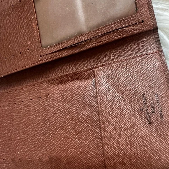 Louis Vuitton Monogram Eugenie Wallet - Picture 11 of 15